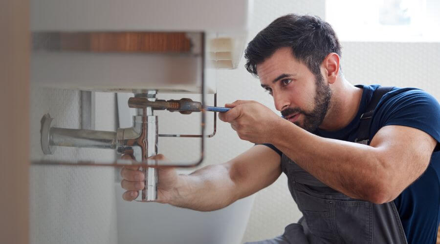 Professional water heater installation services in Eola, TX